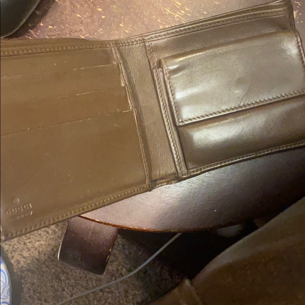 Gucci Wallet - Picture 2 of 5